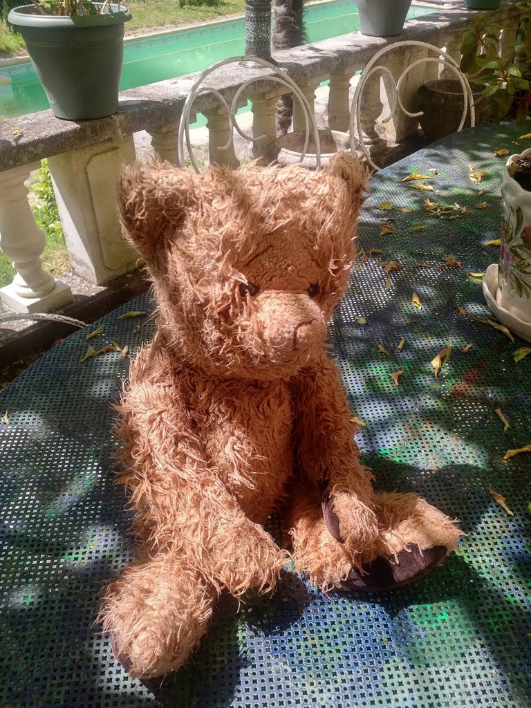 Gregory Bear01a